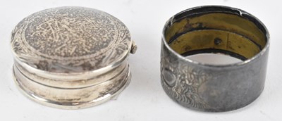 Lot 760 - A modern 925 hallmarked silver pill box, with...