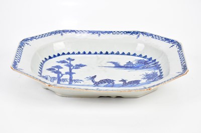 Lot 1202 - An 18th century Chinese blue and white export...