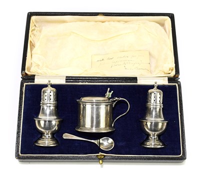 Lot 2552 - ADIE BROS LTD; a George V hallmarked silver...