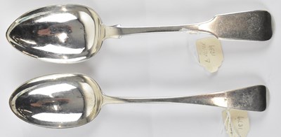 Lot 719 - CHAWNER & CO; a Victorian hallmarked silver...