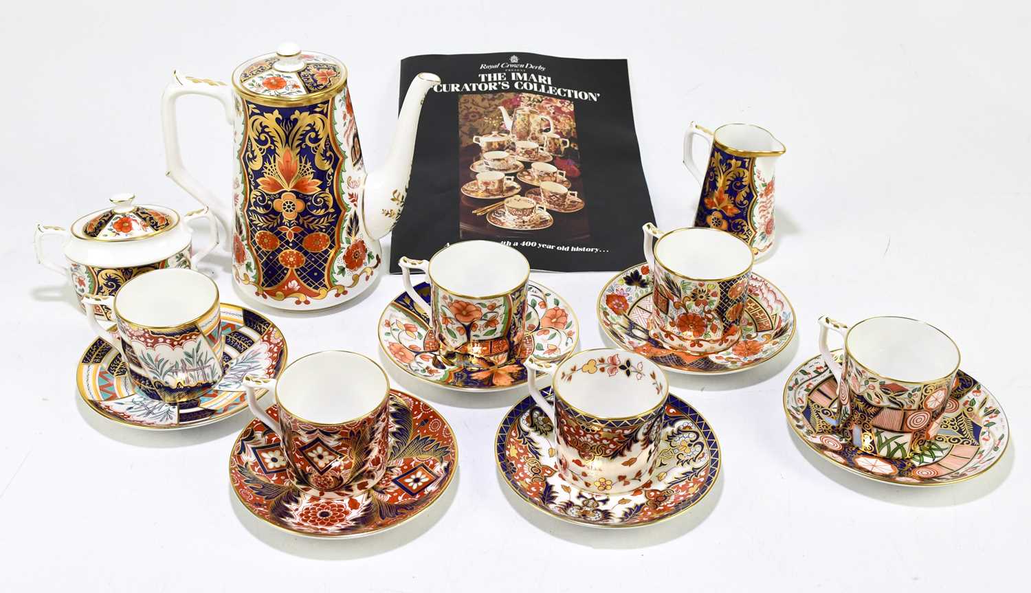 Lot 835 - ROYAL CROWN DERBY; a fifteen piece Curator's...