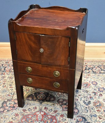 Lot 65 - A George III mahogany tray-top night table for...