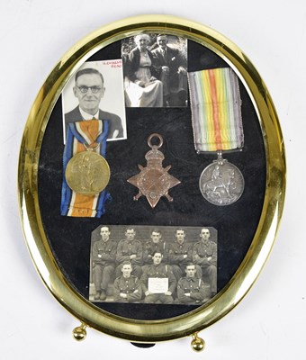 Lot 1616 - A pair of WWI medals comprising Victory Medal...