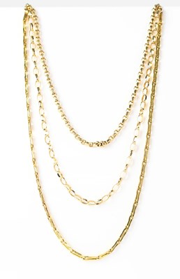 Lot 856 - Three 9ct yellow gold chain necklaces,...