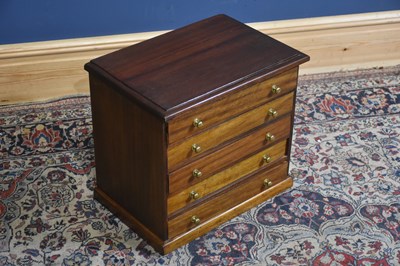 Lot 1075 - A modern five drawer specimen chest on plinth...