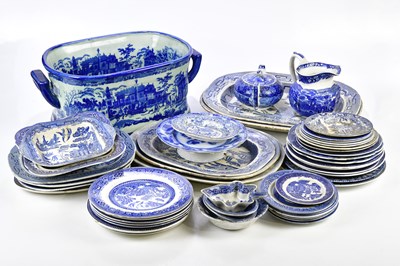 Lot 1369 - A large collection of blue and white to...