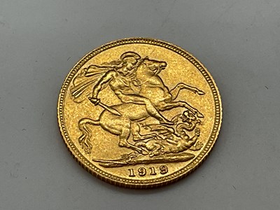 Lot 539 - A George V full sovereign, 1919.