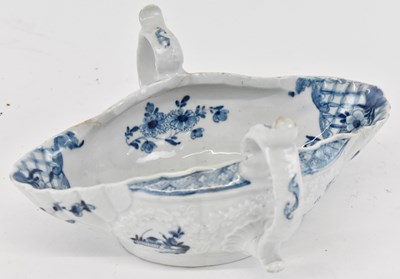 Lot 479 - WORCESTER; an 18th century blue and white twin...