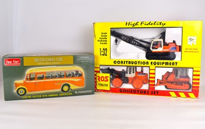 Lot 256 - ROS AGRI TEC MODELS; a boxed 1:32 scale flat...