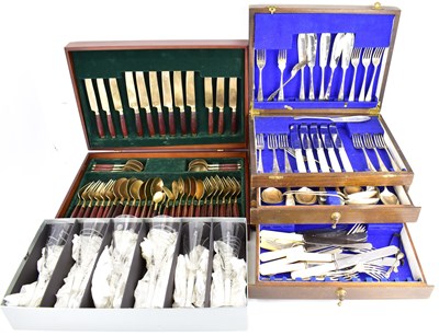 Lot 152 - Two wooden cased cutlery sets and a Royal...