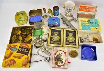 Lot 147 - A collectors' lot to include boxed 'Big Top'...