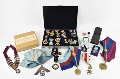 Lot 306 - A collection of approximately twenty Masonic...