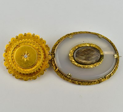 Lot 819 - A 19th century 15ct gold circular brooch with...