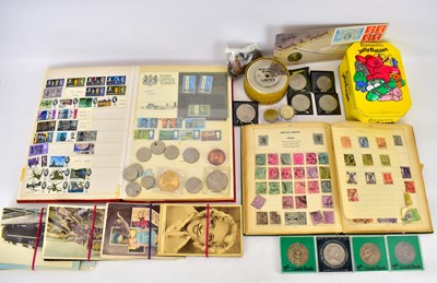 Lot 532 - A collectors' lot comprising two stamp albums,...