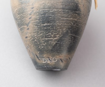 Lot 133 - DAVID OXLEY; a graduated trio of raku jars and...