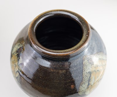 Lot 89 - CLARE SUTCLIFFE (1943-2018); a stoneware twin...