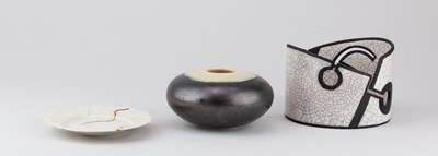 Lot 184 - GARY WORNELL (born 1952); a pierced raku...