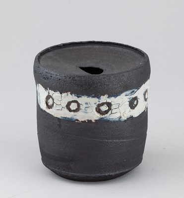 Lot 106 - DAN KELLY (born 1953); a cylindrical stoneware...