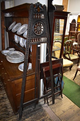 Lot 1228 - An early 20th century easel and an Edwardian...