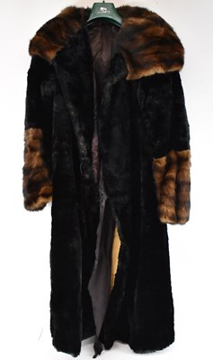 Lot 444 - A mink fur coat.