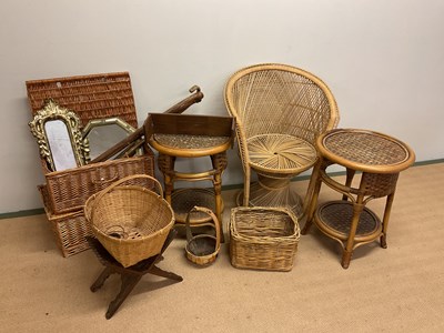 Lot 661 - A collection of basket work and similar items,...