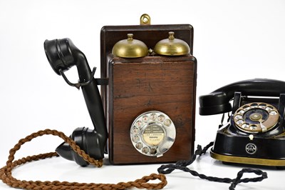 Lot 1020 - BELL TELEPHONE COMPANY; a vintage telephone...