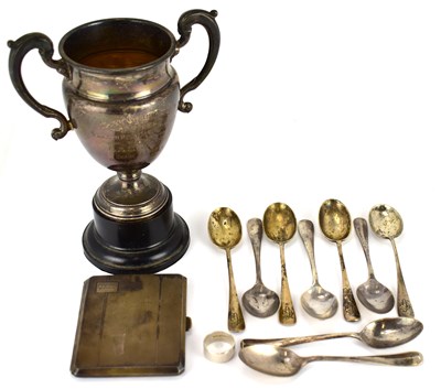 Lot 588 - Mixed silver comprising four coffee spoons,...