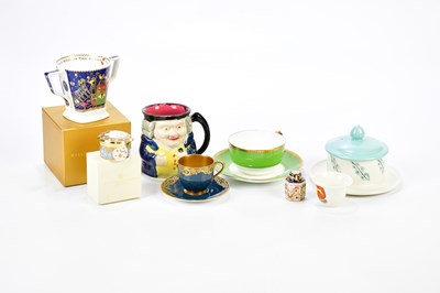 Lot 1339 - A small mixed lot of ceramics including a...