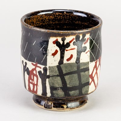 Lot 388 - JOHN MALTBY (1936-2020); a stoneware yunomi...