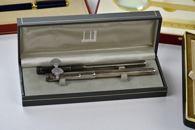 Lot 845 - CROSS; a vintage salesman's sample pen set,...