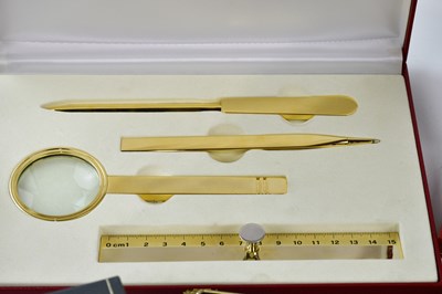 Lot 845 - CROSS; a vintage salesman's sample pen set,...