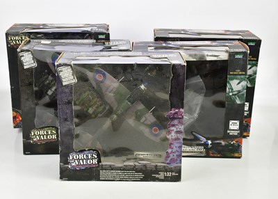 Lot 226 - FORCES OF VALOR; a group of five diecast model...