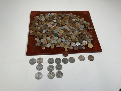 Lot 552 - A quantity of world and British coins...