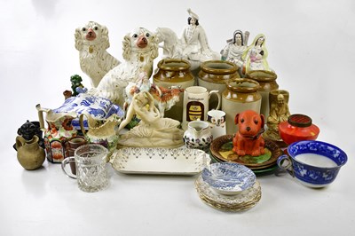 Lot 1458 - A collection of ceramics to include...