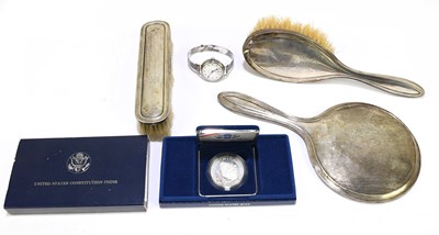 Lot 2472 - SYNYER & BEDDOES; a George V hallmarked silver...