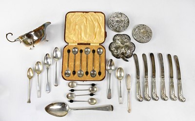 Lot 786 - A mixed lot of hallmarked silver items to...