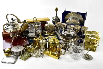 Lot 1235 - A collection of electroplated items to include...