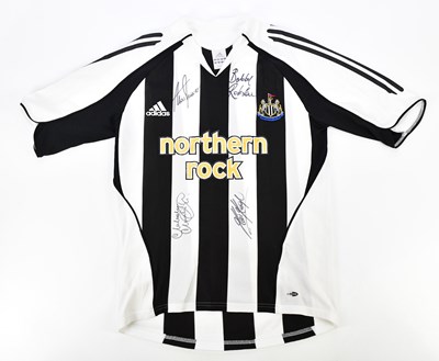 Lot 2273 - NEWCASTLE UNITED; a 2005 football shirt,...