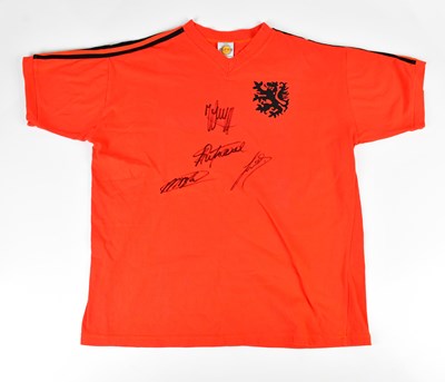 Lot 2315 - NETHERLANDS; a 1974 retro style football shirt,...