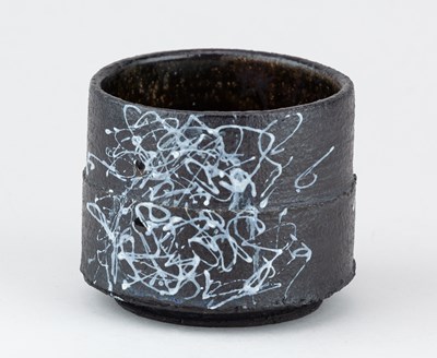 Lot 108 - DAN KELLY (born 1953); a stoneware yunomi...