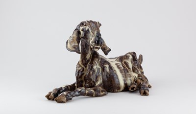 Lot 164 - ELAINE PETO (born 1963); a stoneware sculpture...