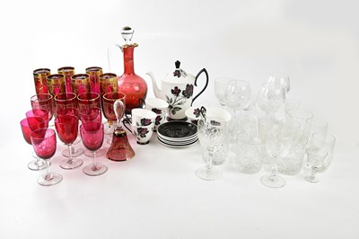 Lot 1499 - A collection of assorted glassware including...