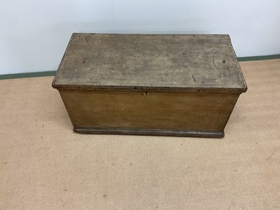 Lot 678 - A pine blanket box, height 46cm, width 97cm,...