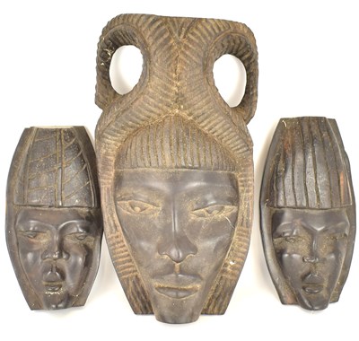 Lot 91 - Three late 19th/early 20th century carved...