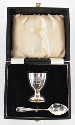 Lot 642 - G W SHIRTCLIFFE & SON; a cased George VI...