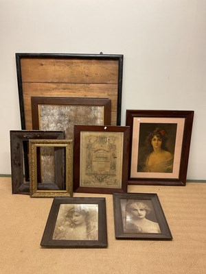 Lot 331 - A quantity of late 19th and early 20th century...