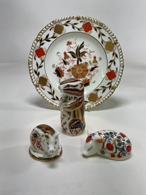 Lot 211 - ROYAL CROWN DERBY; paperweights comprising...