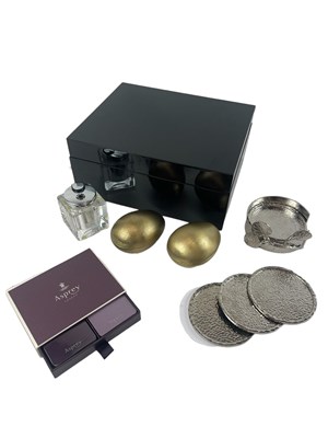 Lot 374 - A group of collectors' items, including Asprey...