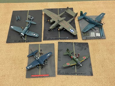 Lot 120 - Five dioramas of US Navy, US Air Force and...