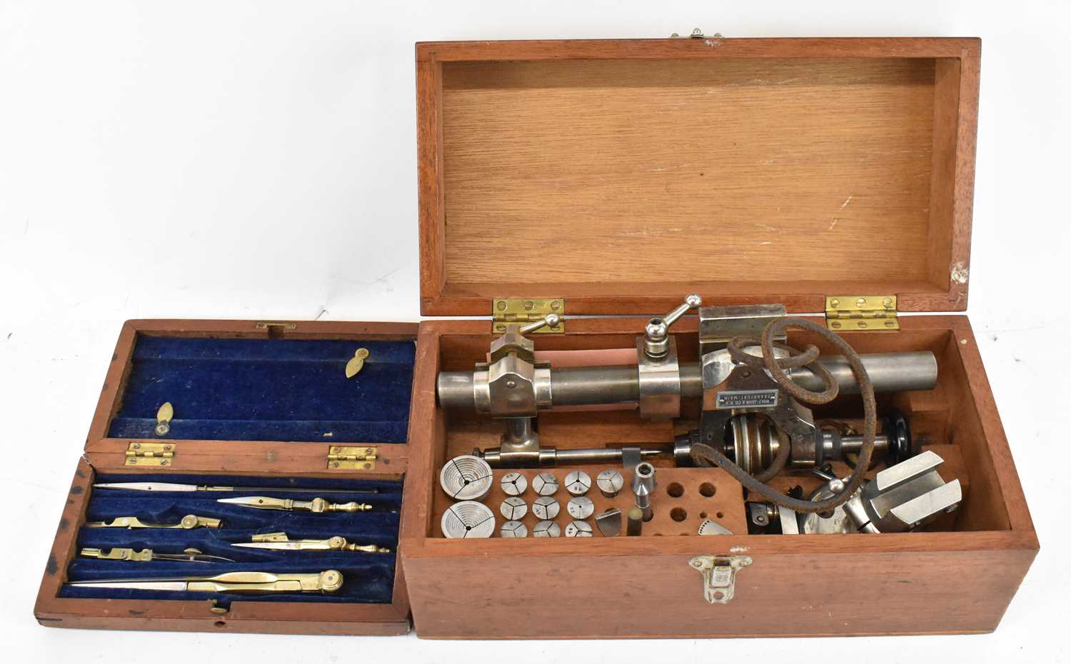 Lot 333 - A 19th century cased mathematical geometry